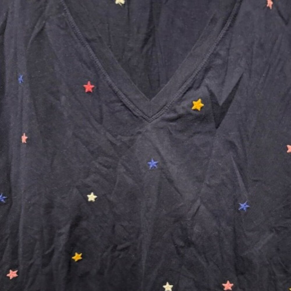 GAP Vintage Embroidered Star V-Neck T-Shirt - NWOT - Picture 7 of 16